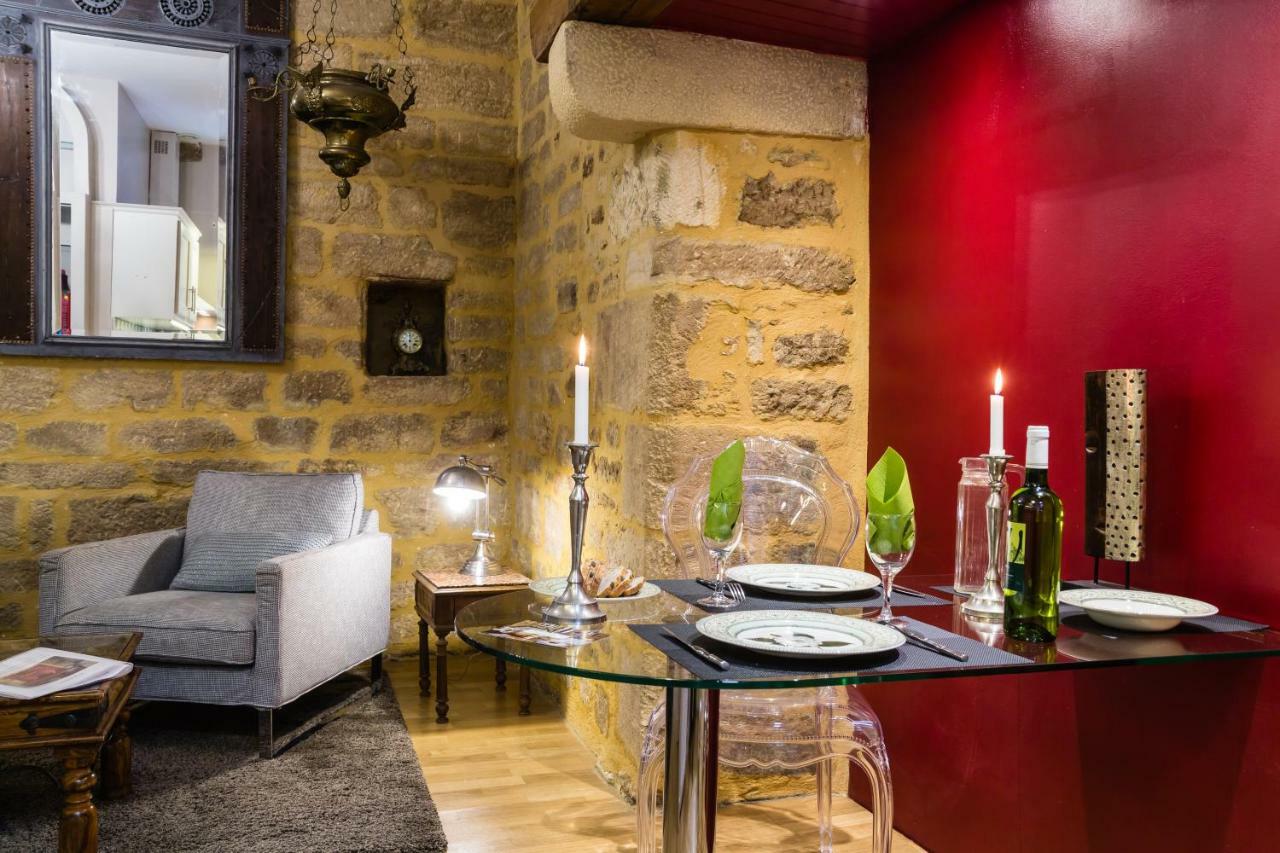Apartment Rouge Passion Sarlat-la-Caneda